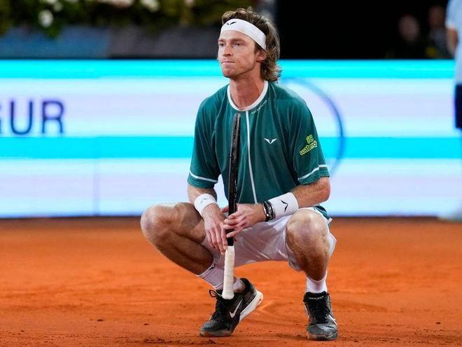 这种伤势不 这种伤势不